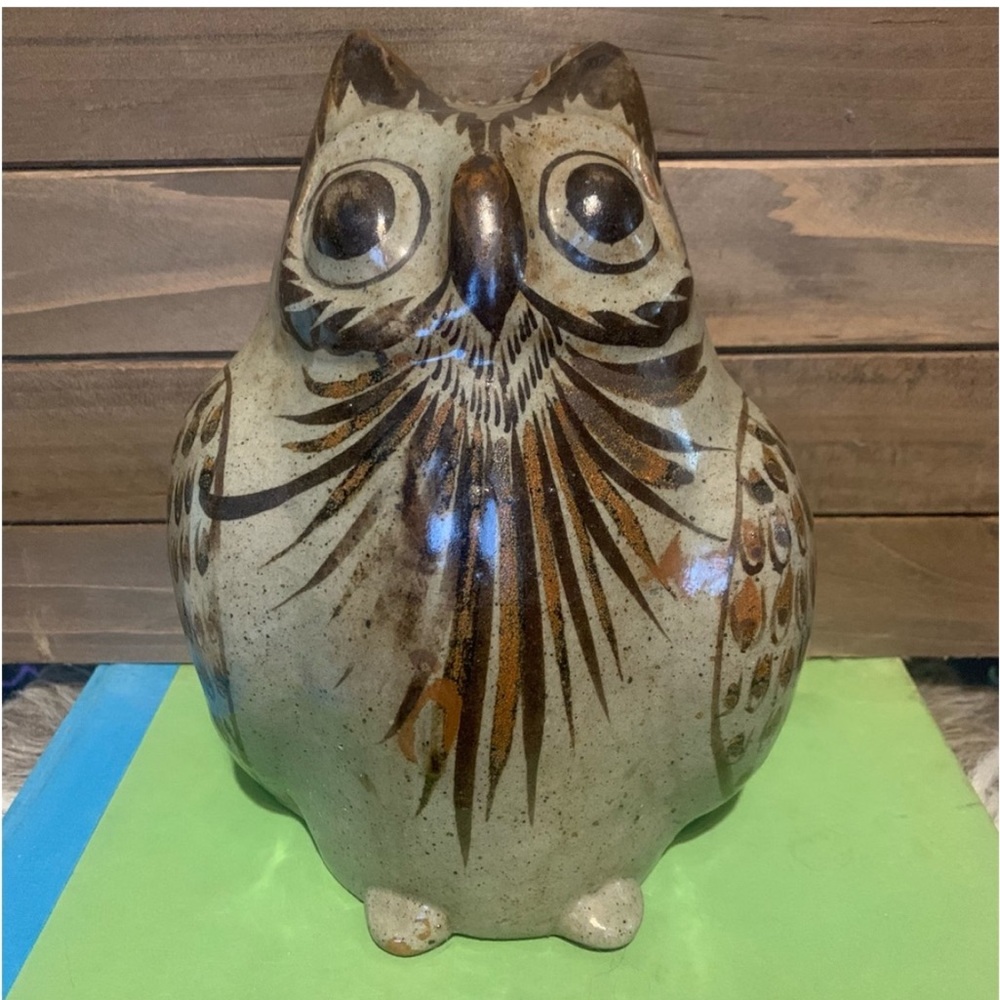 Mexican Pottery Folk Art Owl Stoneware Tonola Speckled Hand Painted Unsigned